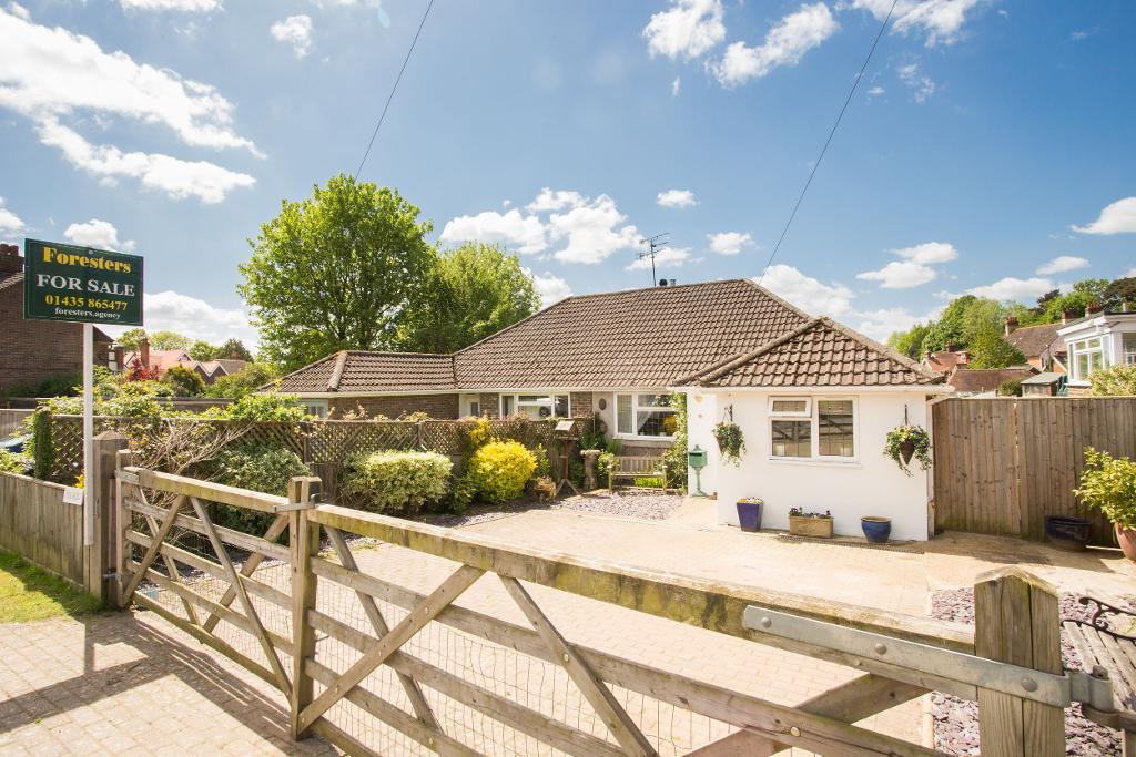 Foords Lane, Vines Cross, Heathfield, East Sussex, TN21 9ER Foresters