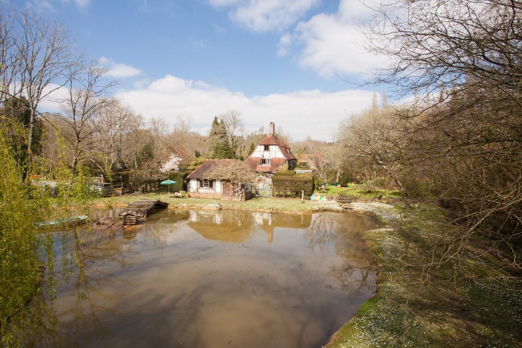 Hanging Birch Lane, Horam, East Sussex, TN21 0PD Foresters Estate