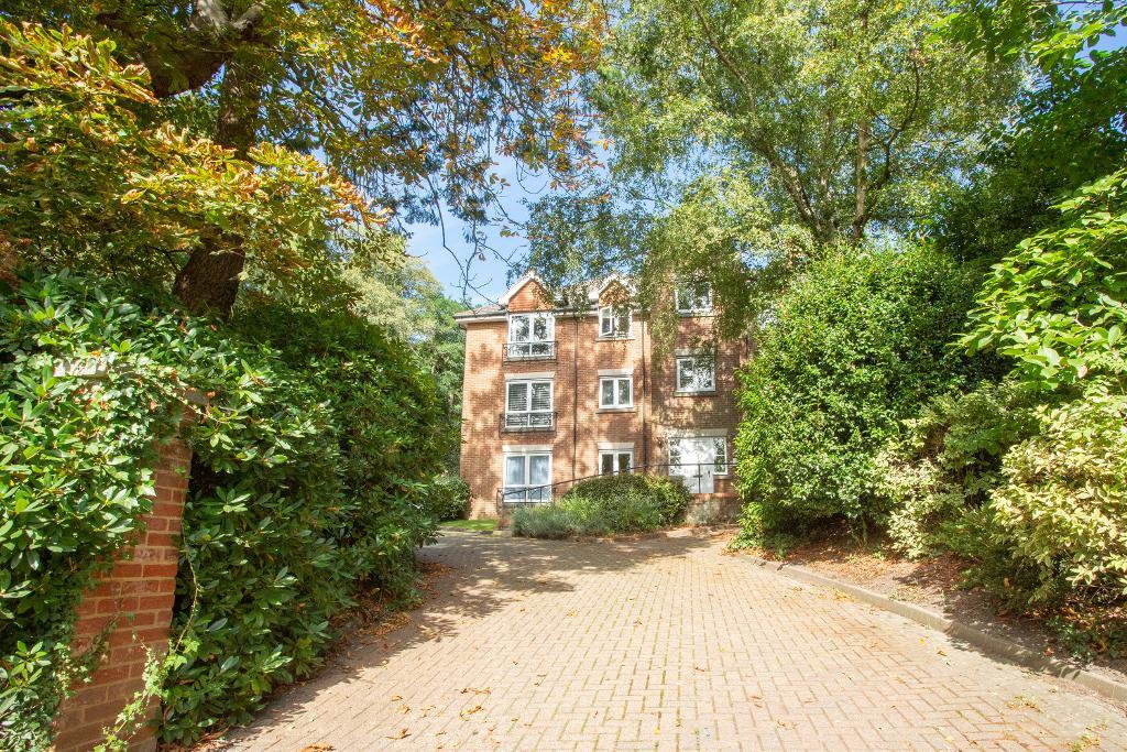 High Street, Heathfield, East Sussex, TN21 8LS Foresters Estate