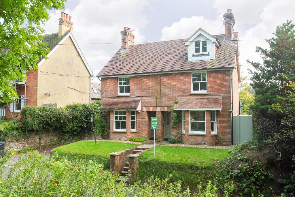 Vines Cross, Heathfield, East Sussex, TN21 9EH Foresters Estate