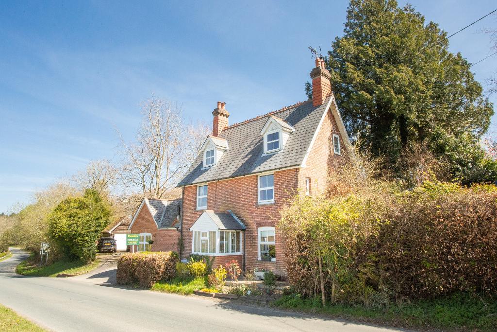 Brightling Road, Dallington, East Sussex, TN21 9LJ Foresters Estate