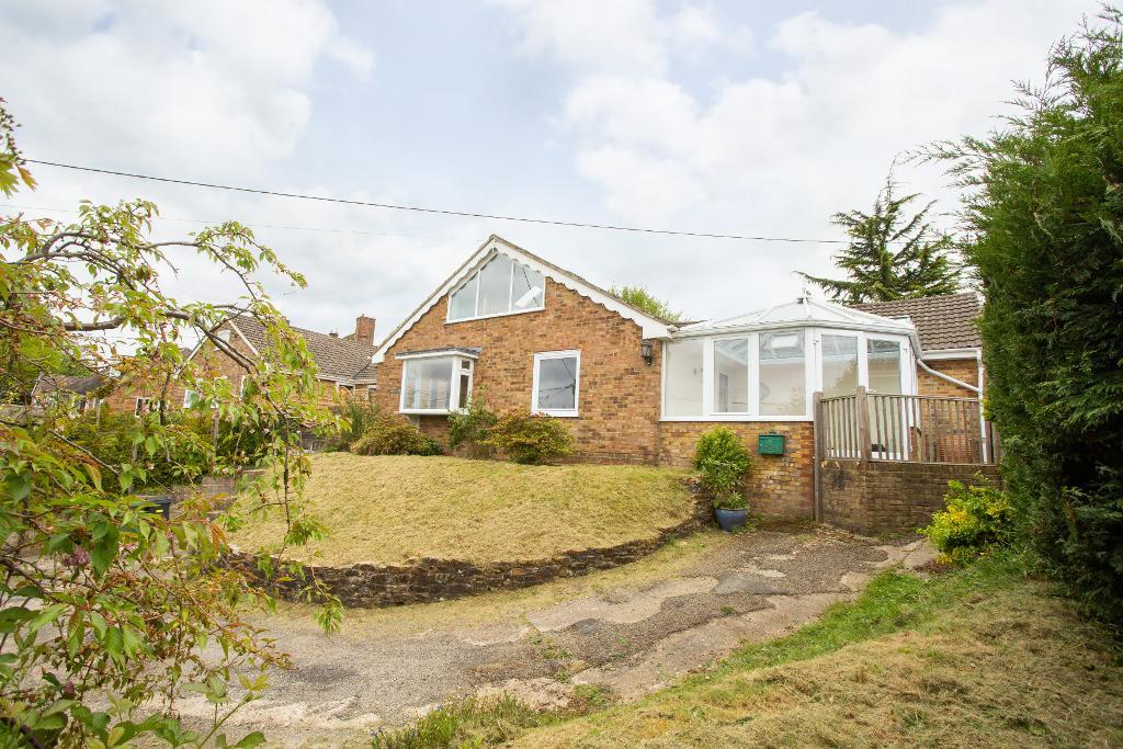 Vicarage road, Burwash Common, East Sussex, TN19 7LS Foresters Estate