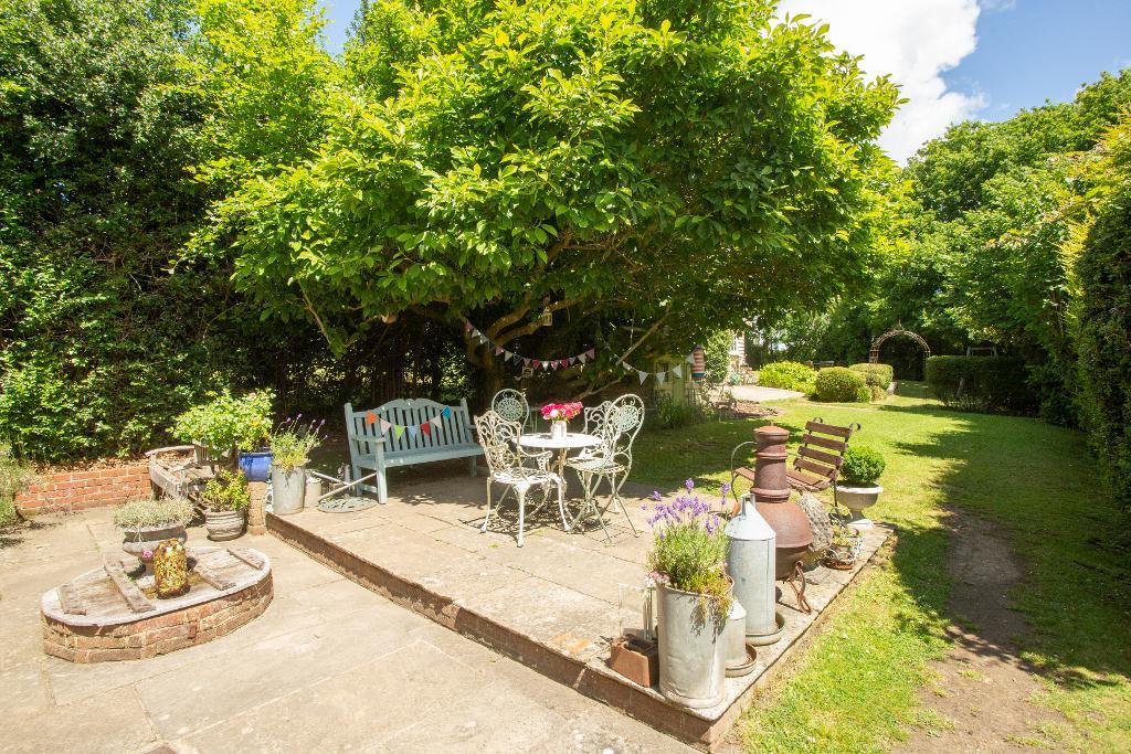 Oakside, Three Cups, Heathfield, East Sussex, TN21 9LU Foresters