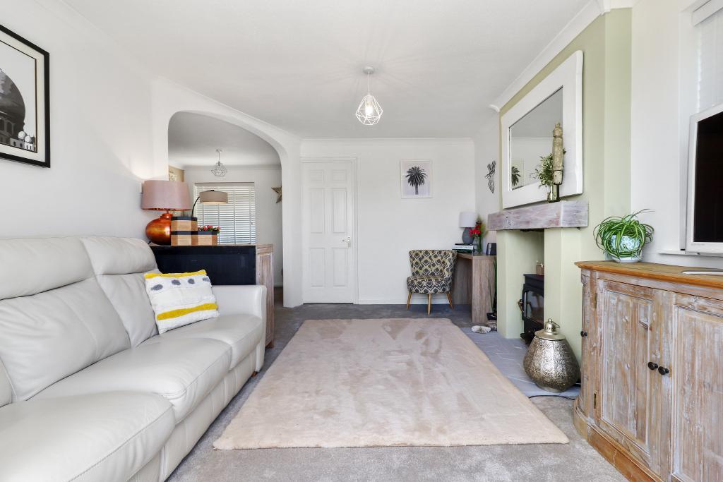 Gorse Hill, Broad Oak, Heathfield, East Sussex, TN21 8TP Foresters Estate Agents Heathfield