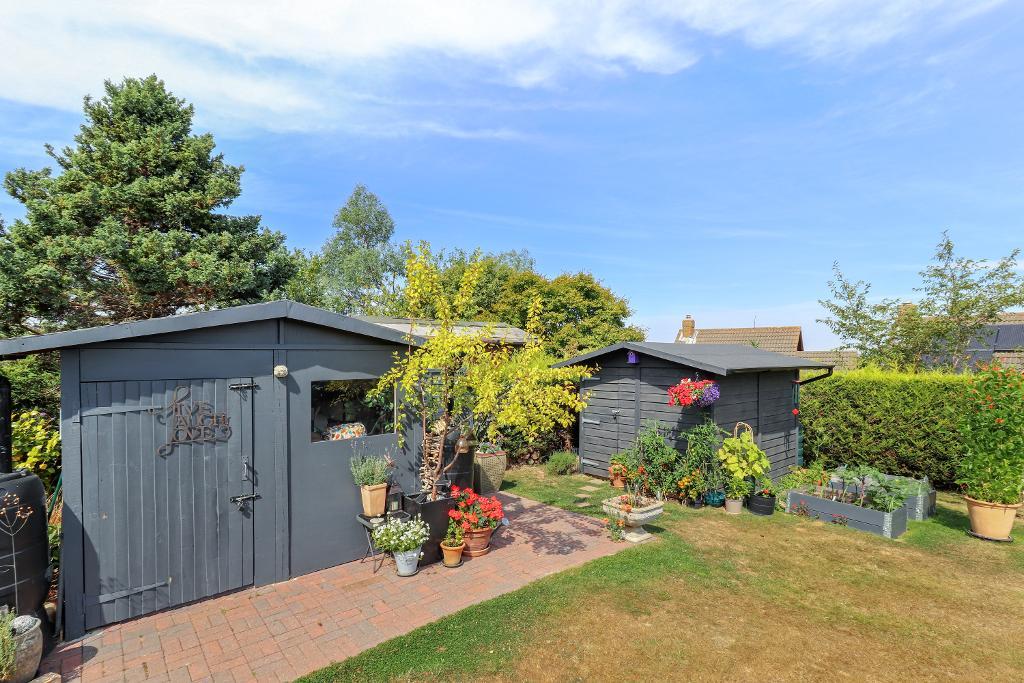 Gorse Hill, Broad Oak, Heathfield, East Sussex, TN21 8TP Foresters Estate Agents Heathfield