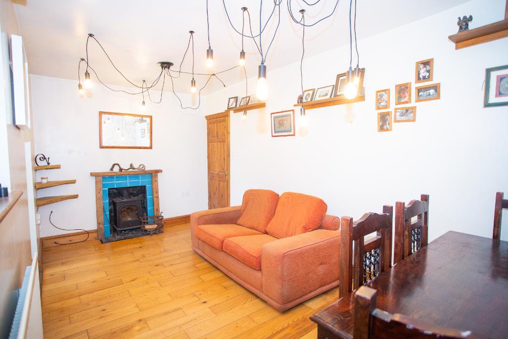 Lower Dicker, Hailsham, East Sussex, BN27 4BY Foresters Estate Agents