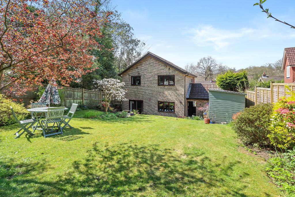 Swaines Way, Heathfield, East Sussex, TN21 0AN Foresters Estate