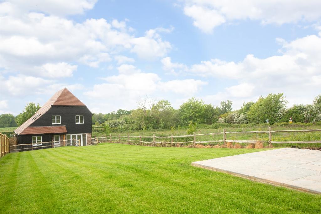 Amberstone, Hailsham, East Sussex, BN27 1PJ Foresters Estate Agents