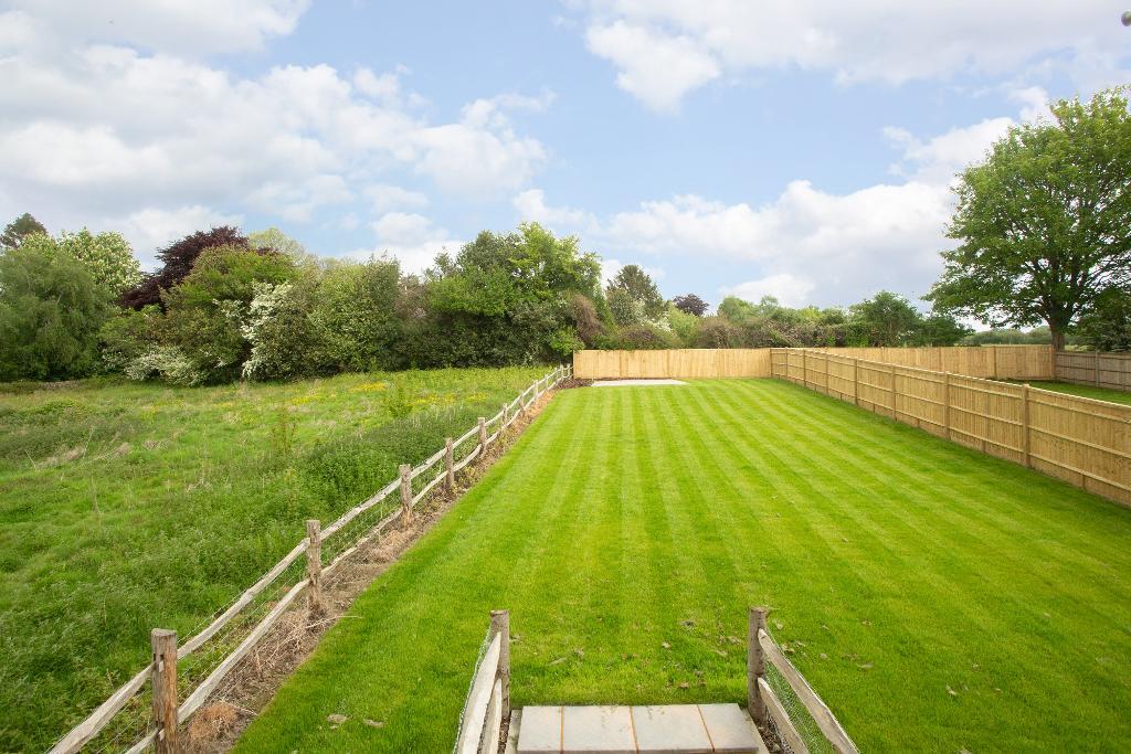 Amberstone, Hailsham, East Sussex, BN27 1PJ Foresters Estate Agents