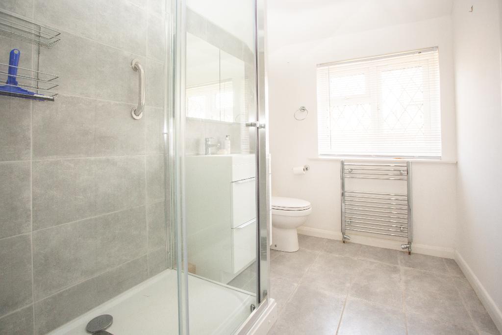 Mutton Hall Lane, Heathfield, East Sussex, TN21 8NX Foresters Estate