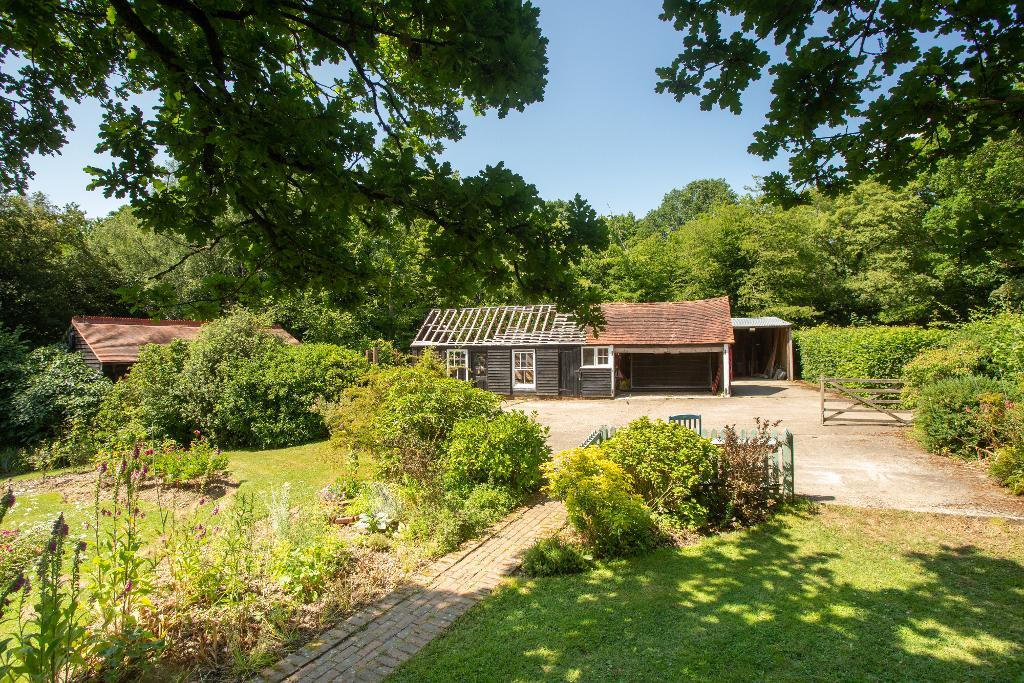 Moat Lane, Waldron, East Sussex, TN21 0RT Foresters Estate Agents Heathfield