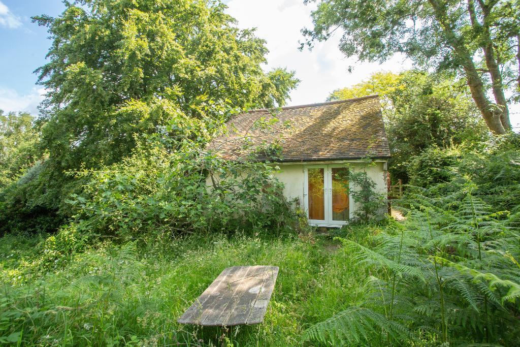 Carricks Hill, Dallington, East Sussex, TN21 9JR Foresters Estate