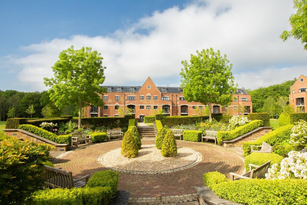 Mayfield Grange, Little Trodgers Lane, Mayfield, East Sussex, TN20 6BF