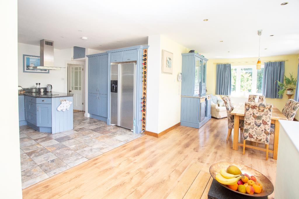 Moat Lane, Waldron, East Sussex, TN21 0RT Foresters Estate Agents Heathfield