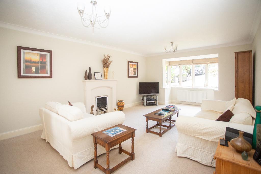 Firwood Rise, Heathfield, East Sussex, TN21 8LX Foresters Estate