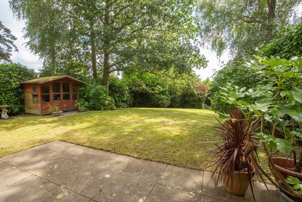 Firwood Rise, Heathfield, East Sussex, TN21 8LX Foresters Estate