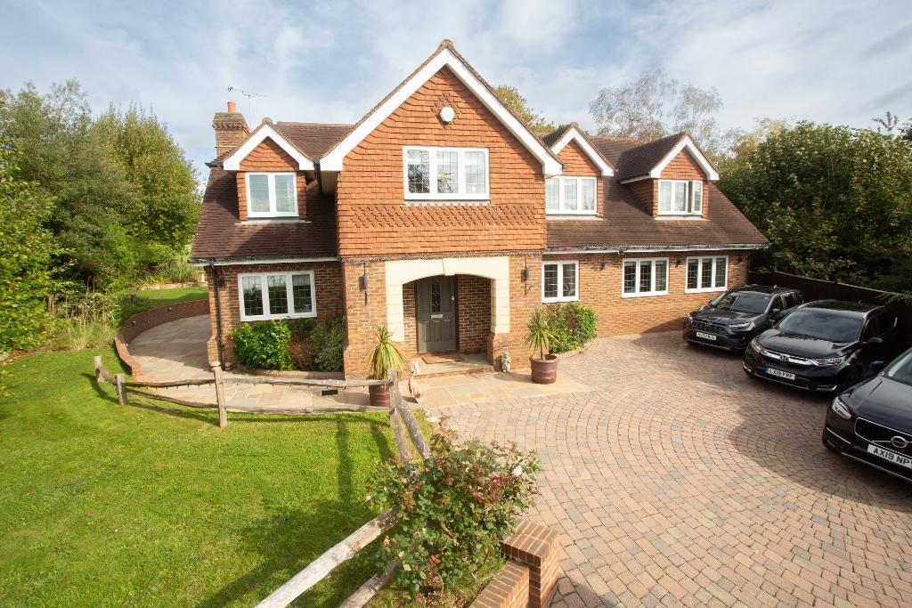 Heathfield Road, Burwash Weald, East Sussex, TN19 7LB Foresters