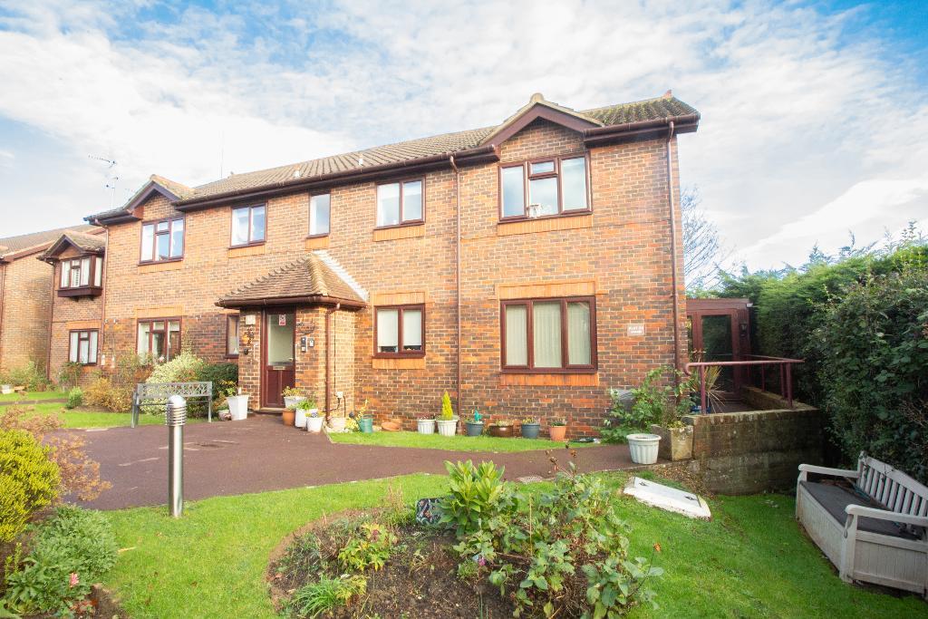 Alexandra Road, Heathfield, East Sussex, TN21 8EB Foresters Estate