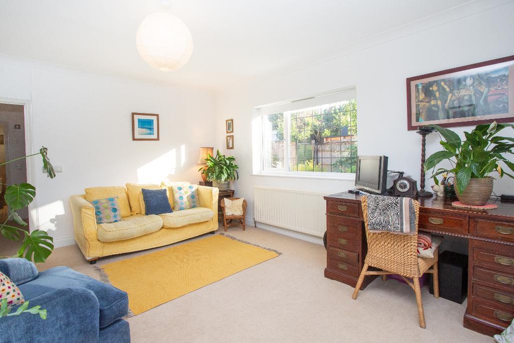 Harley Lane, Heathfield, East Sussex, TN21 8AQ Foresters Estate