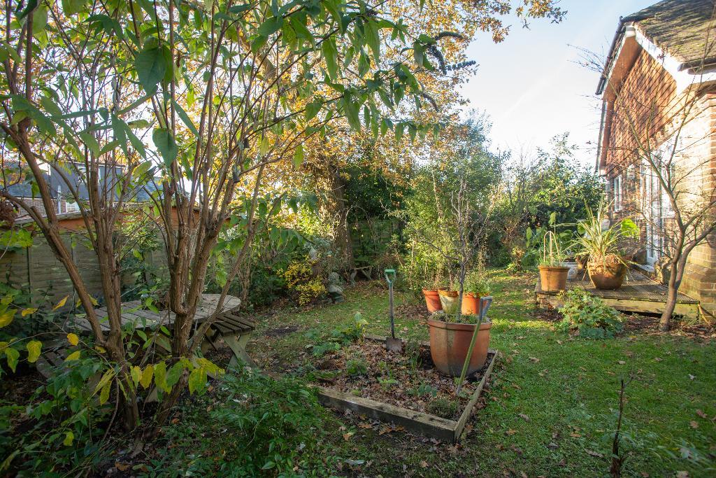 Harley Lane, Heathfield, East Sussex, TN21 8AQ Foresters Estate