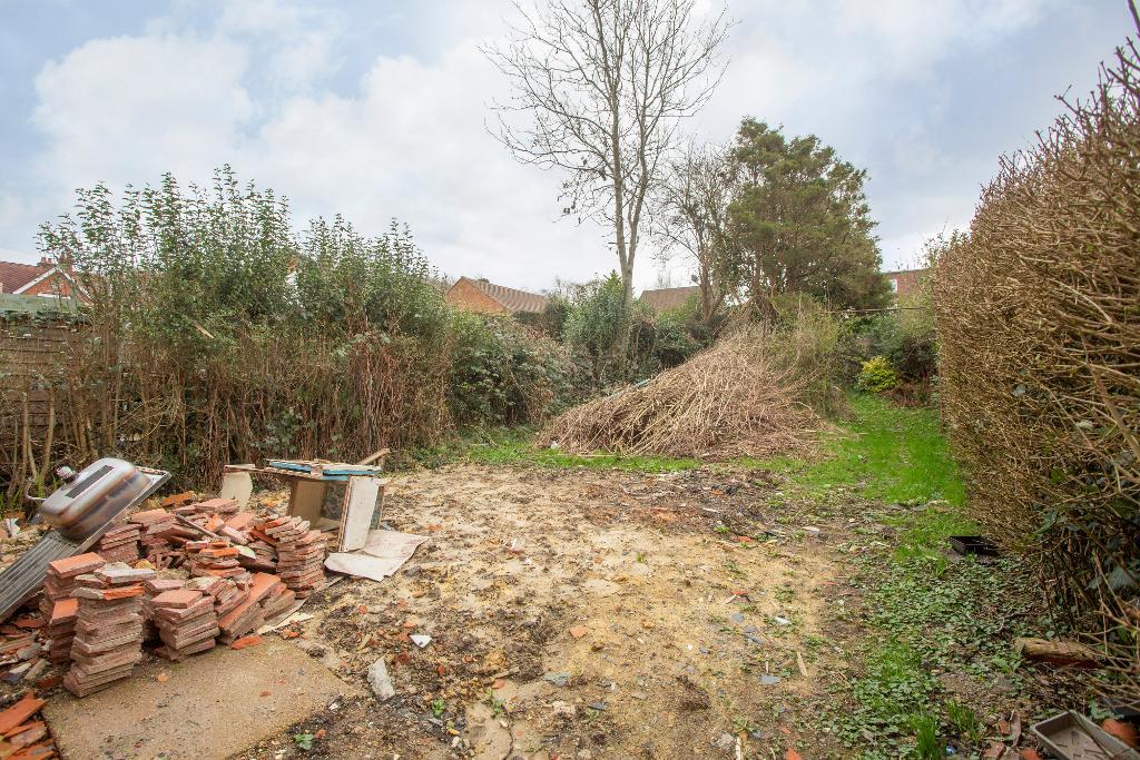 Hailsham Road, Heathfield, East Sussex, TN21 8AD Foresters Estate