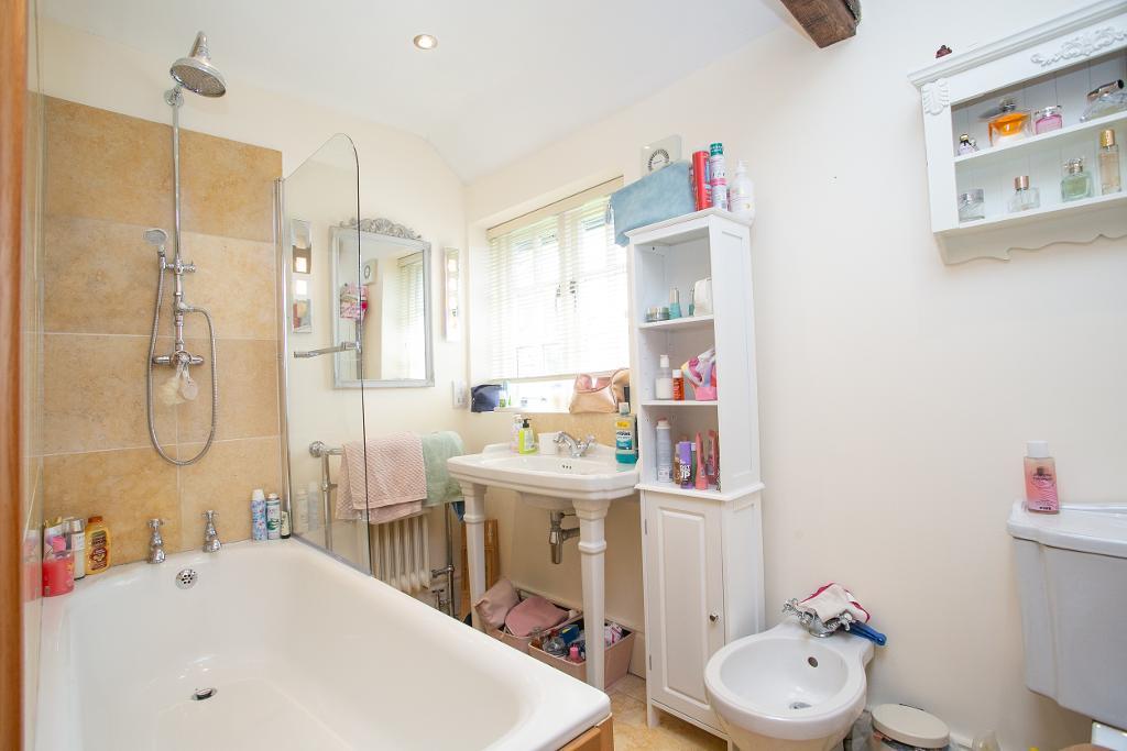 Grove Hill, Hellingly, East Sussex, BN27 4HF Foresters Estate Agents