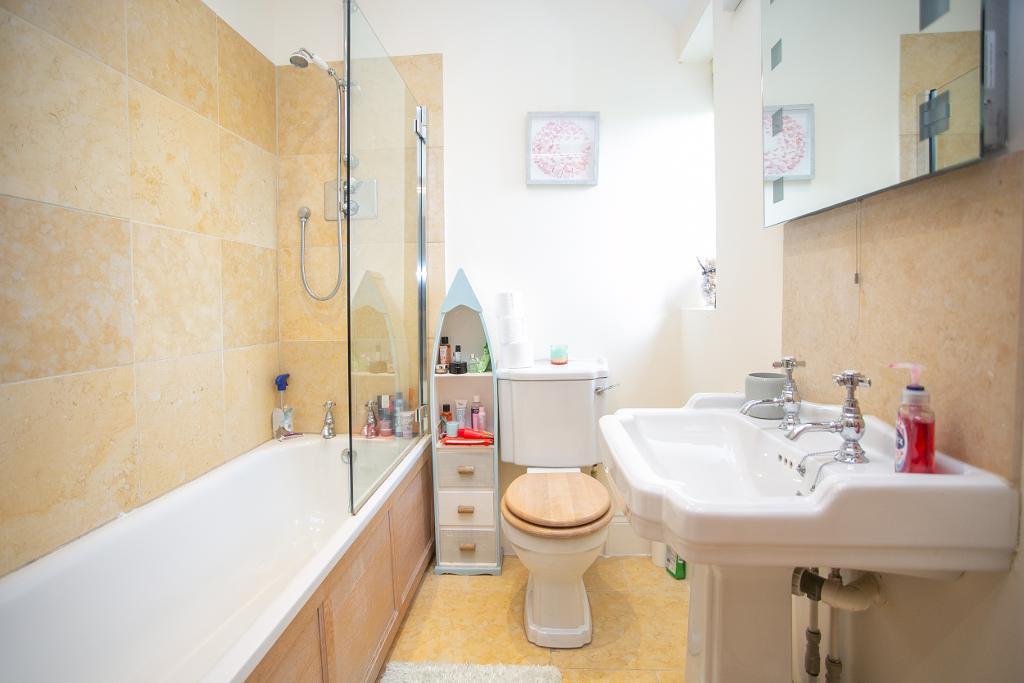 Grove Hill, Hellingly, East Sussex, BN27 4HF Foresters Estate Agents