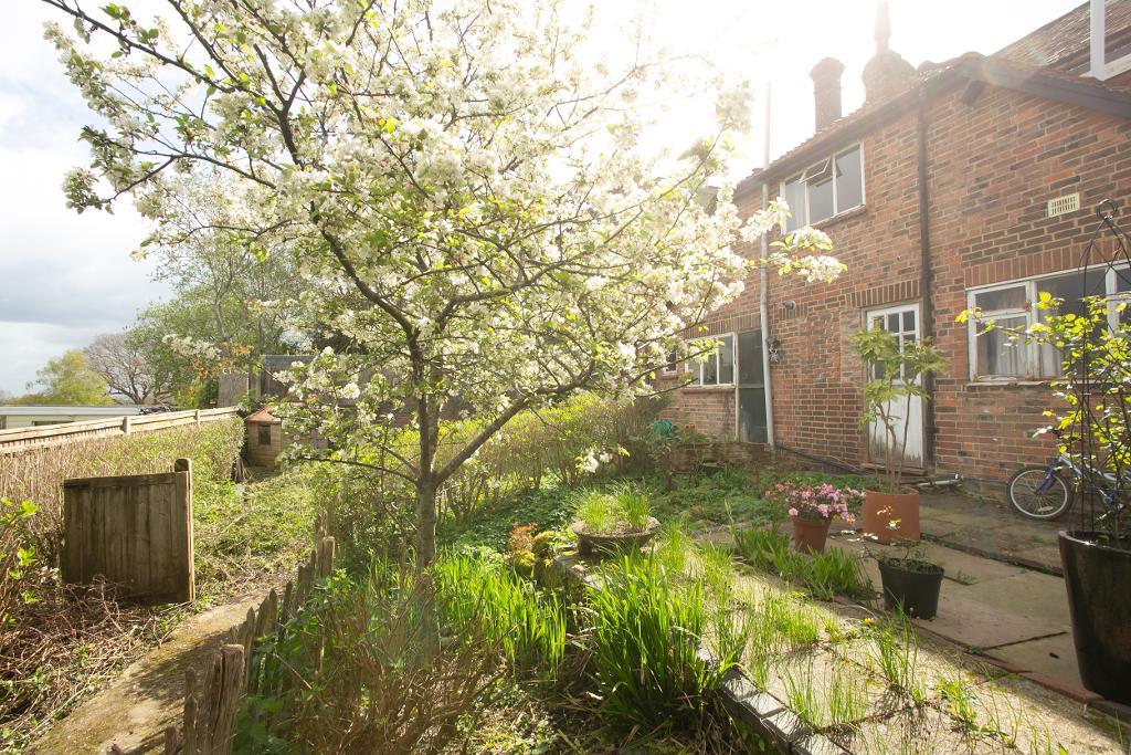 Heathfield Road, Burwash Common, East Sussex, TN19 7LT Foresters