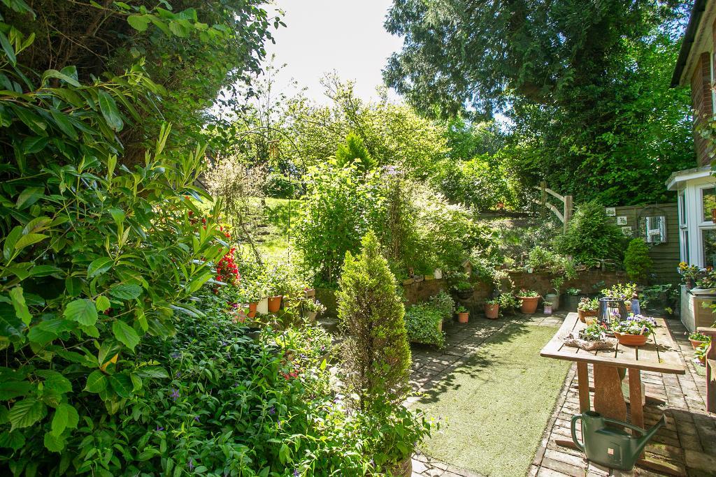 Brightling Road, Dallington, East Sussex, TN21 9LJ Foresters Estate