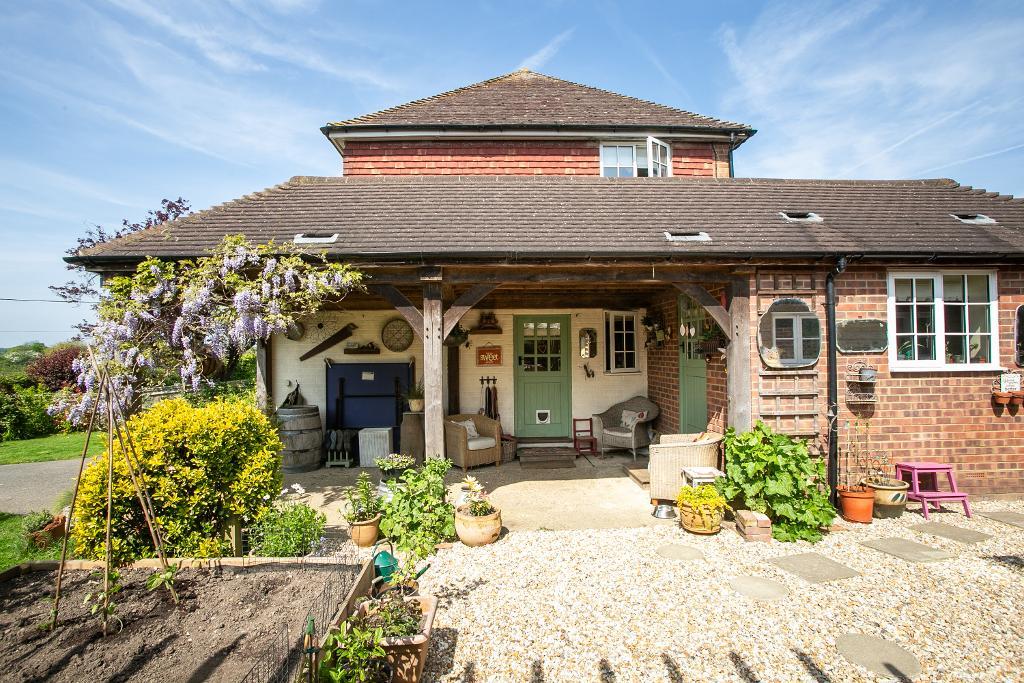 The Street, Chiddingly, East Sussex, BN8 6HT Foresters Estate Agents Heathfield